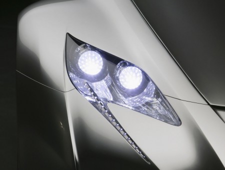 Powerful Automotive Head Lamp
