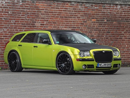 Green Black Chrysler 300 Wagon