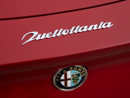 Red Alfa Romeo Zuettottanta
