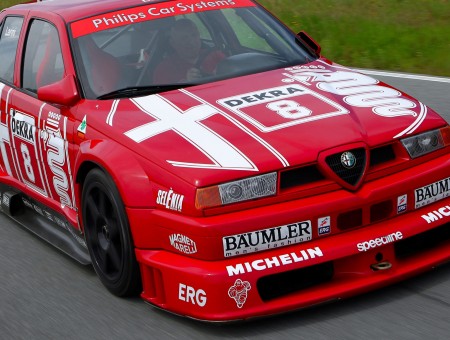 Red Alfa Romeo 155