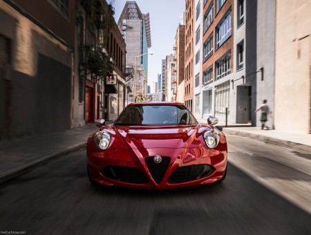 Red Alfa Romeo 4c
