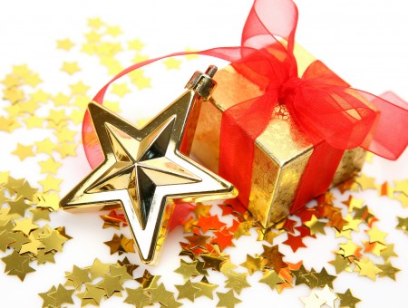 Gold Star Bauble