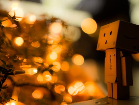 Amazon Cardboard Box Robot - Wallpapers Every Day