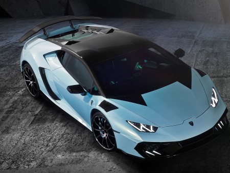 Blue And Black Lamborghini Huracan