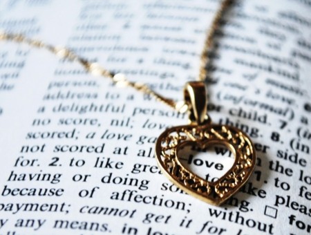 Women's Yellow Gold Filigree Heart Pendant Necklace