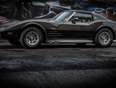 Black Classic Corvette Stingray