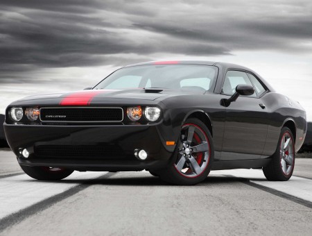 Black Dodge Challenger Srt Hellcat