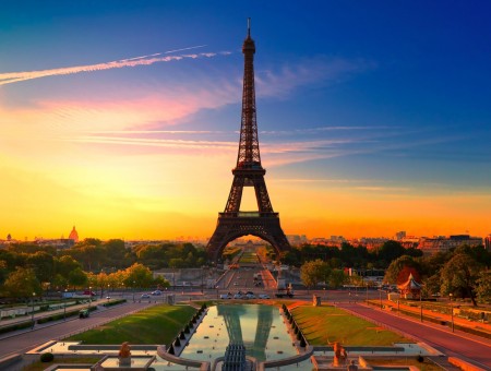 Eiffel Tower During Sunset