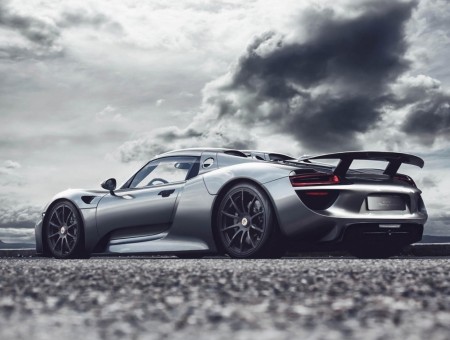 Grey Porsche 918