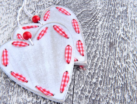 2 Silver Red Checker Ribbon Pattern Hearts Decor