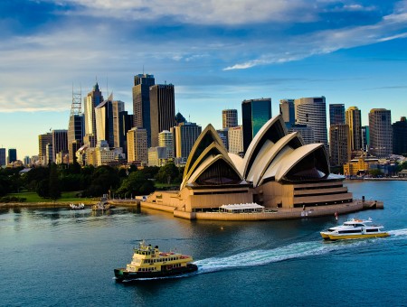 Daytime Photography Of Sydney Opera House