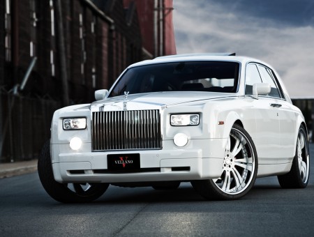 White royal Rolls-Royce 