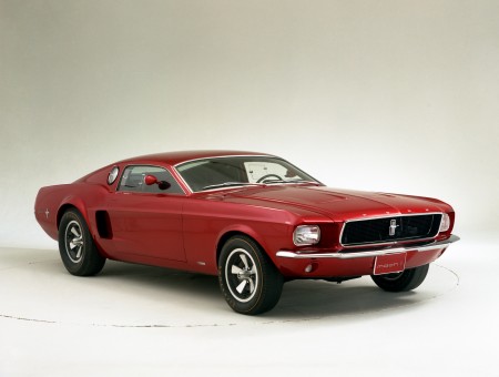 Red Ford Mustang 