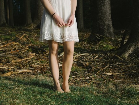 Barefoot in the wood